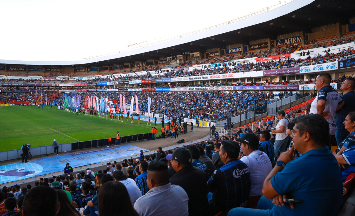 J8_QRO_VS_MTY_AP25__16